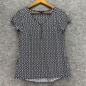 Roz & Ali Blouse Women S Small Black Geometric Zipper V-Neck Short Sleeve Casual